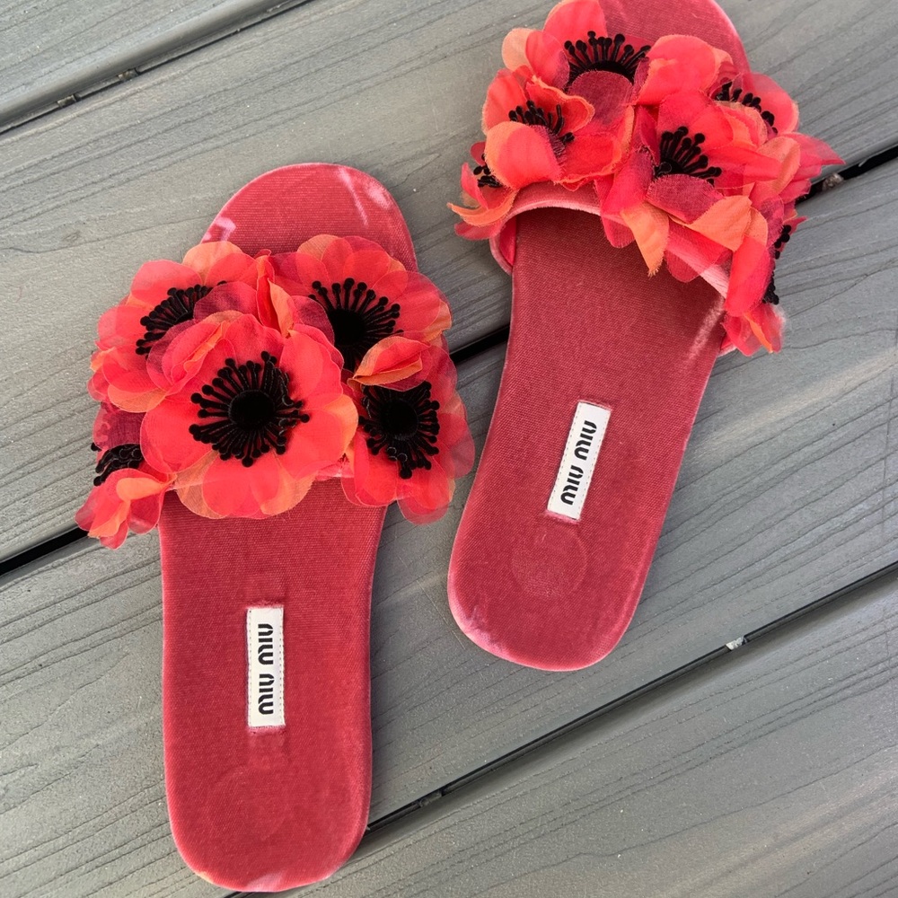 Miu Miu pink velvet floral slides
